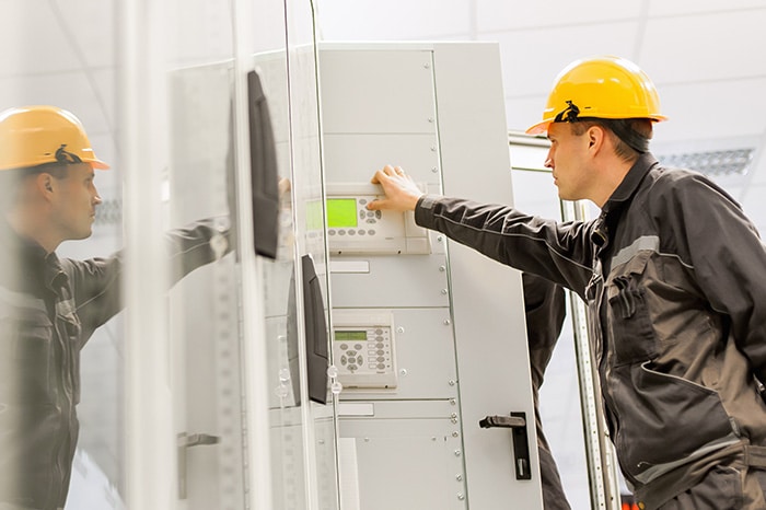 parva-electric-servicii-